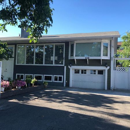 Cheerful Home Close To Downtown Kelowna Exterior photo